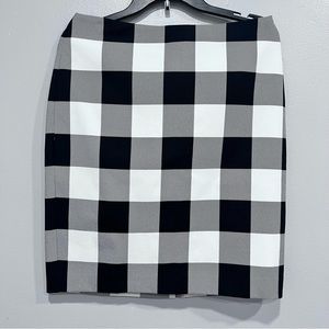 Talbots women black and white plaid Vichy skirt,‎ size 8P